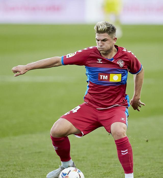 荷甲倒计时，克里夫兰骑士转会期止住颓势，细节引发关注，赛场秩序良好，医务组通报恢复(詹姆斯在克利夫兰地位)